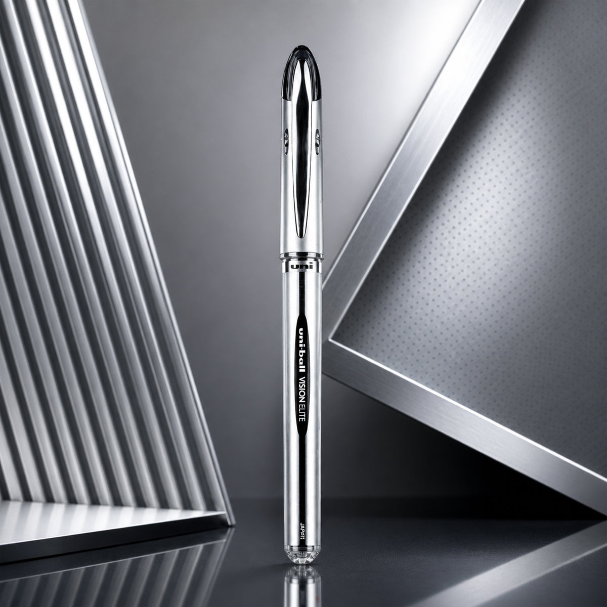 Uni-ball Vision Elite UB-200 Black 0.8mm Rollerball Pen - Super Ink