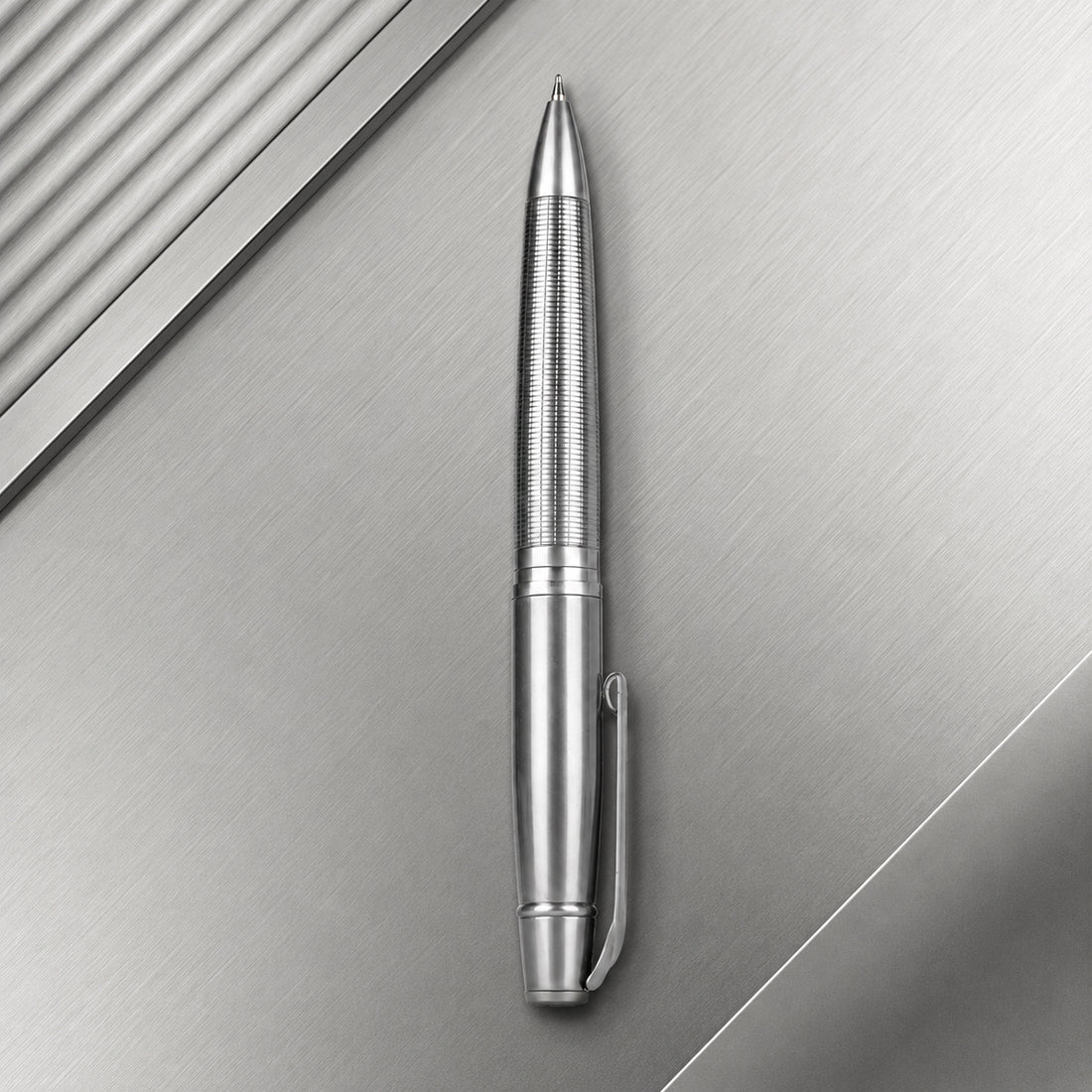 Submarine 965 Gunmetal Twist Ball Pen