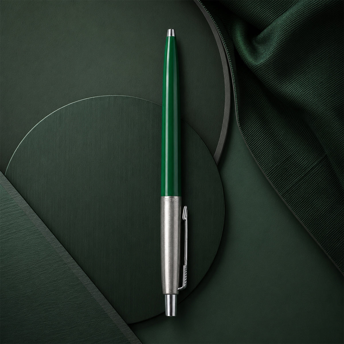 Willson Green Metal Click Ball Pen with Chrome Clip — Black Ink