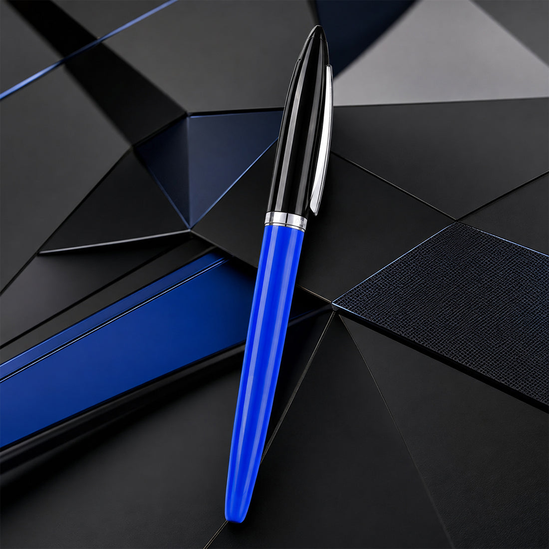 Domain Lion 361 Blue Fine Nib Converter Fountain Pen – Cap Type, Black & Blue