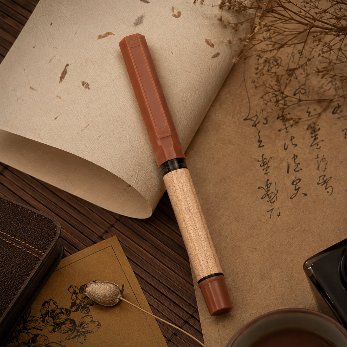 Jinhao 62 Sandalwood Fountain Pen — Brown Cap, Fine Nib