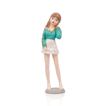 Decorative Girl Figurine Showpiece – Elegant Resin Home Décor
