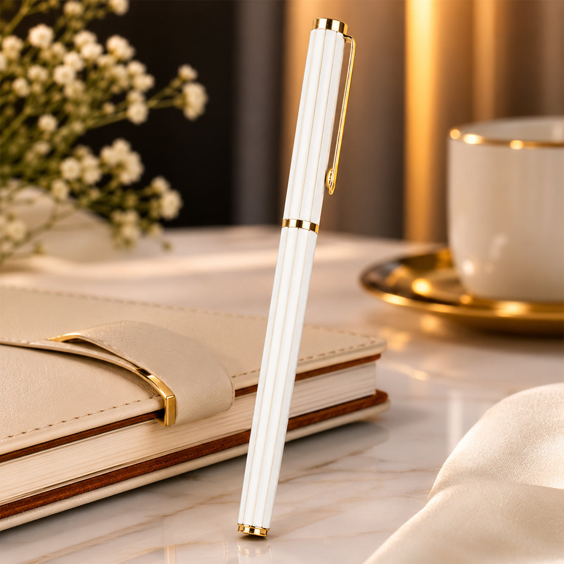 Pilot Dipper SL.F White Body & Cap with Gold Stripes Fountain Pen