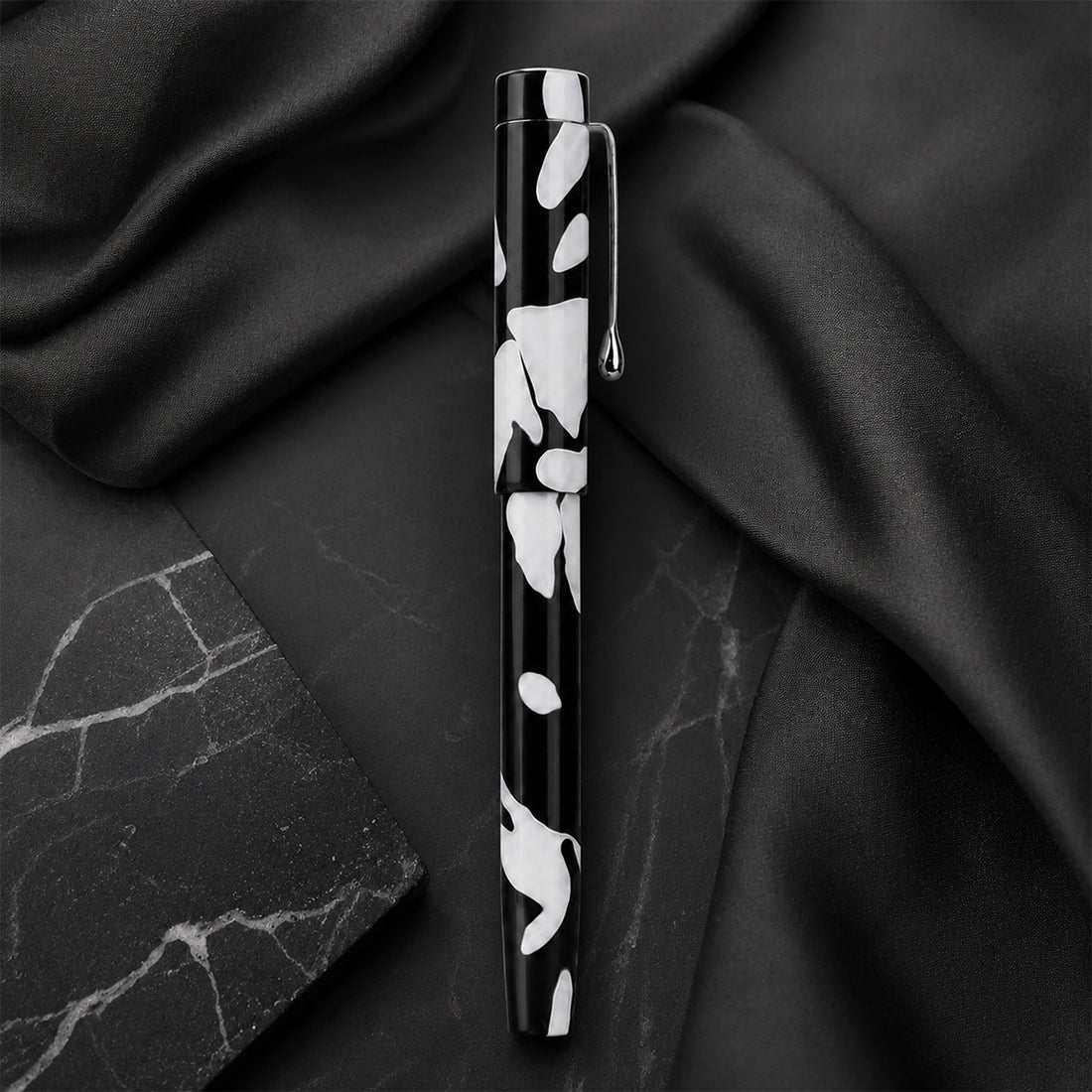 Click Century Black & White Acrylic Fountain Pen — Medium Nib