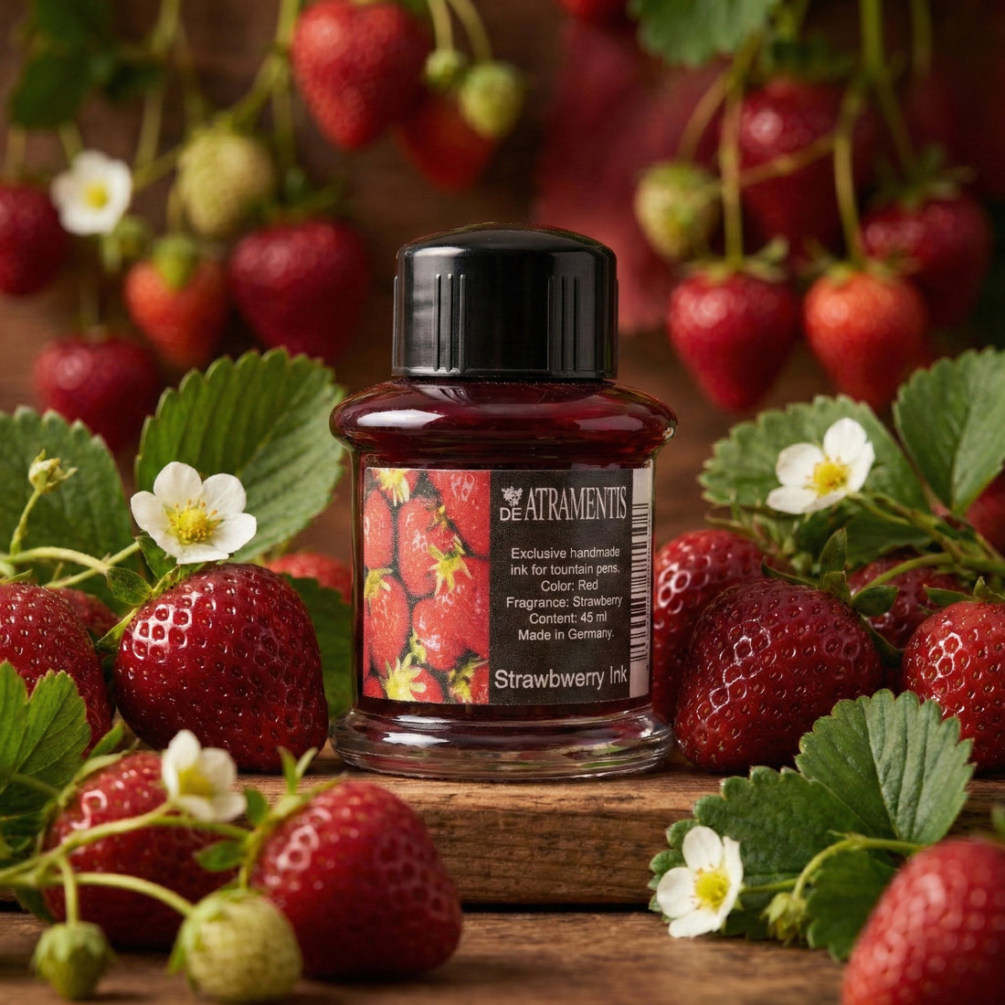 De Atramentis Strawberry Red Scented Fountain Pen Ink – 45 ml