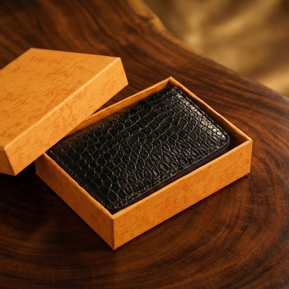 Stylish Black Printed Leather Card Holder – Crocodile Grain Design